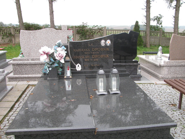 Grób Marianna Drobnik