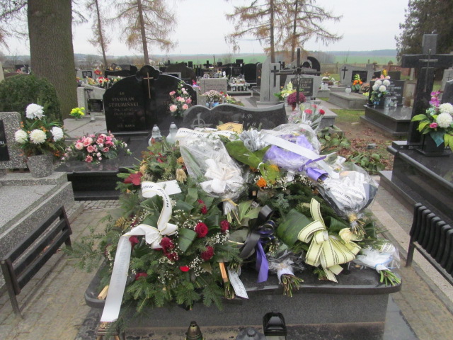 Grób Józef Firas